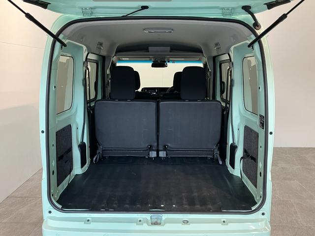 ハイゼットカーゴクルーズ　４ＷＤ　ＣＶＴ車　コーナーセンサー　スマートキー衝突被害軽減ブレーキ　スマアシ　コーナーセンサー　スマートキー　前席パワーウインドウ　ＣＤステレオ　ＥＴＣ　両側スライドドア　パートタイム４ＷＤ　ＬＥＤヘッドライト　オートライト　電動格納式ミラー（滋賀県）の中古車