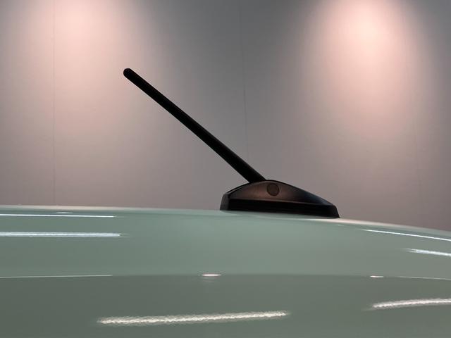 ハイゼットカーゴクルーズ　４ＷＤ　ＣＶＴ車　コーナーセンサー　スマートキー衝突被害軽減ブレーキ　スマアシ　コーナーセンサー　スマートキー　前席パワーウインドウ　ＣＤステレオ　ＥＴＣ　両側スライドドア　パートタイム４ＷＤ　ＬＥＤヘッドライト　オートライト　電動格納式ミラー（滋賀県）の中古車