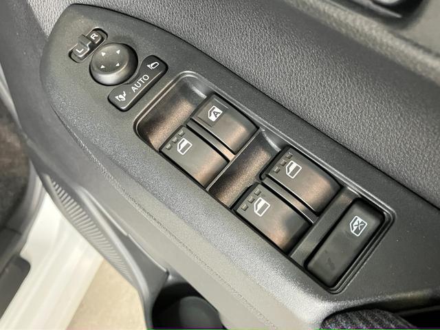 ムーヴＲＳ　９型ディスプレイオーディオ　駐車支援　届出済未使用車衝突被害軽減ブレーキ　コーナーセンサー　９型ディスプレイオーディオ　フルセグ　パノラマカメラ　Ｂｌｕｅｔｏｏｔｈ　ＵＳＢ　両側電動スライドドア　ＬＥＤ　駐車支援機能　レーダークルーズコントロール（滋賀県）の中古車