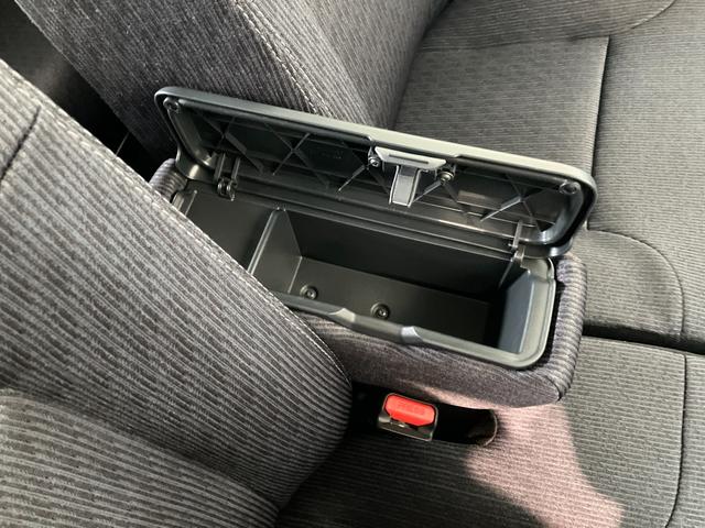 ムーヴＲＳ　９型ディスプレイオーディオ　駐車支援　届出済未使用車衝突被害軽減ブレーキ　コーナーセンサー　９型ディスプレイオーディオ　フルセグ　パノラマカメラ　Ｂｌｕｅｔｏｏｔｈ　ＵＳＢ　両側電動スライドドア　ＬＥＤ　駐車支援機能　レーダークルーズコントロール（滋賀県）の中古車