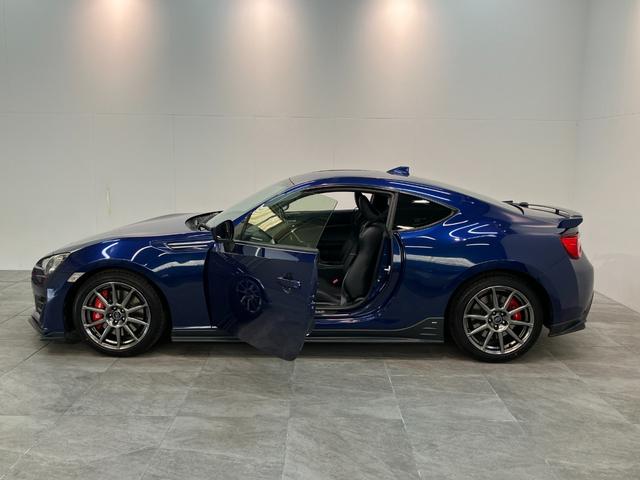 BRZGT 6MT フルセグナビ バックカメラ STiマフラーフルセグナビ バックカメラ DVD再生 Bluetooth USB シートヒーター クルコン ブレンボブレーキキャリパー STiマフラー STiスプリング スマートキー タイヤ4本新品交換済み(滋賀県)の中古車