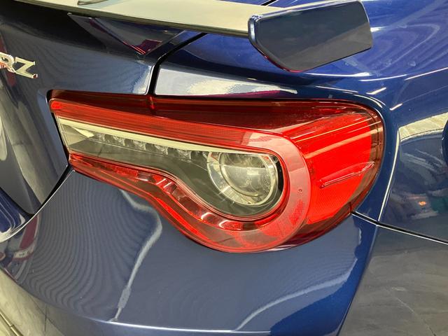 BRZGT 6MT フルセグナビ バックカメラ STiマフラーフルセグナビ バックカメラ DVD再生 Bluetooth USB シートヒーター クルコン ブレンボブレーキキャリパー STiマフラー STiスプリング スマートキー タイヤ4本新品交換済み(滋賀県)の中古車