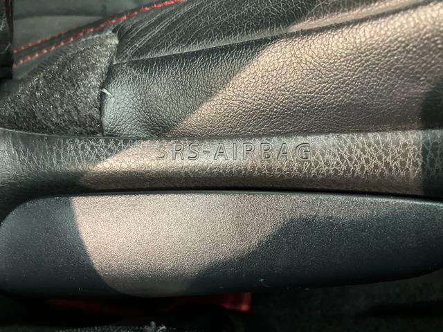 BRZGT 6MT フルセグナビ バックカメラ STiマフラーフルセグナビ バックカメラ DVD再生 Bluetooth USB シートヒーター クルコン ブレンボブレーキキャリパー STiマフラー STiスプリング スマートキー タイヤ4本新品交換済み(滋賀県)の中古車