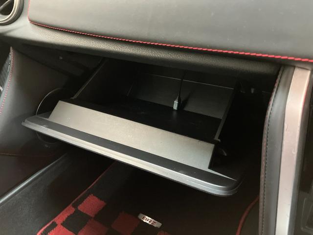 BRZGT 6MT フルセグナビ バックカメラ STiマフラーフルセグナビ バックカメラ DVD再生 Bluetooth USB シートヒーター クルコン ブレンボブレーキキャリパー STiマフラー STiスプリング スマートキー タイヤ4本新品交換済み(滋賀県)の中古車