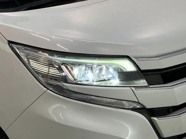 ノアＸ　ナビ　バックカメラ　左側電動スライドドア　クルコントヨタセーフティセンス　コーナーセンサー　ワンセグナビ　バックカメラ　ドラレコ　Ｂｌｕｅｔｏｏｔｈ　クルーズコントロール　左側電動スライドドア　スマートキー　オートエアコン　ＬＥＤ　オートライト（滋賀県）の中古車