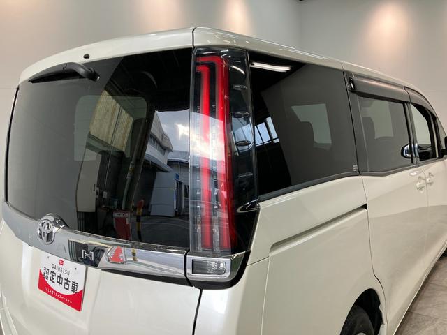 ノアＸ　ナビ　バックカメラ　左側電動スライドドア　クルコントヨタセーフティセンス　コーナーセンサー　ワンセグナビ　バックカメラ　ドラレコ　Ｂｌｕｅｔｏｏｔｈ　クルーズコントロール　左側電動スライドドア　スマートキー　オートエアコン　ＬＥＤ　オートライト（滋賀県）の中古車