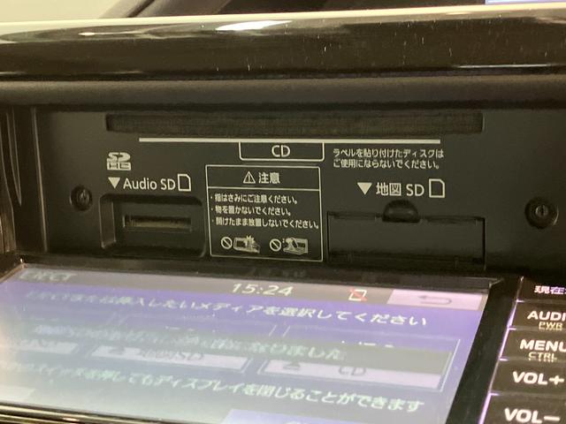 ノアＸ　ナビ　バックカメラ　左側電動スライドドア　クルコントヨタセーフティセンス　コーナーセンサー　ワンセグナビ　バックカメラ　ドラレコ　Ｂｌｕｅｔｏｏｔｈ　クルーズコントロール　左側電動スライドドア　スマートキー　オートエアコン　ＬＥＤ　オートライト（滋賀県）の中古車