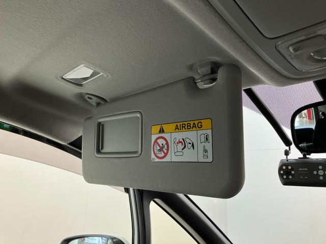 ノアＸ　ナビ　バックカメラ　左側電動スライドドア　クルコントヨタセーフティセンス　コーナーセンサー　ワンセグナビ　バックカメラ　ドラレコ　Ｂｌｕｅｔｏｏｔｈ　クルーズコントロール　左側電動スライドドア　スマートキー　オートエアコン　ＬＥＤ　オートライト（滋賀県）の中古車