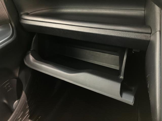 ノアＸ　ナビ　バックカメラ　左側電動スライドドア　クルコントヨタセーフティセンス　コーナーセンサー　ワンセグナビ　バックカメラ　ドラレコ　Ｂｌｕｅｔｏｏｔｈ　クルーズコントロール　左側電動スライドドア　スマートキー　オートエアコン　ＬＥＤ　オートライト（滋賀県）の中古車