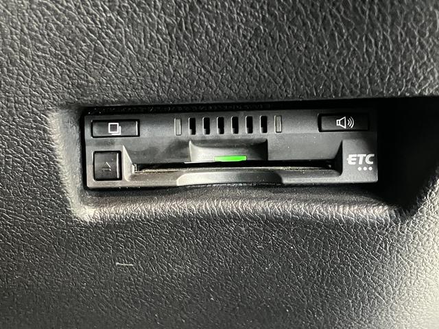 シエンタＧ　フルセグナビ　バックカメラ　ドラレコ　両側パワスラトヨタセーフティセンス　フルセグナビ　バックカメラ　ＤＶＤ再生　Ｂｌｕｅｔｏｏｔｈ　ドラレコ　ＥＴＣ　両側電動スライドドア　オートエアコン　スマートキー　電動格納式ミラー　エコアイドル　社外アルミ（滋賀県）の中古車