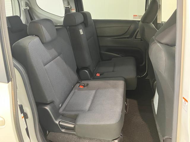 シエンタＧ　フルセグナビ　バックカメラ　ドラレコ　両側パワスラトヨタセーフティセンス　フルセグナビ　バックカメラ　ＤＶＤ再生　Ｂｌｕｅｔｏｏｔｈ　ドラレコ　ＥＴＣ　両側電動スライドドア　オートエアコン　スマートキー　電動格納式ミラー　エコアイドル　社外アルミ（滋賀県）の中古車