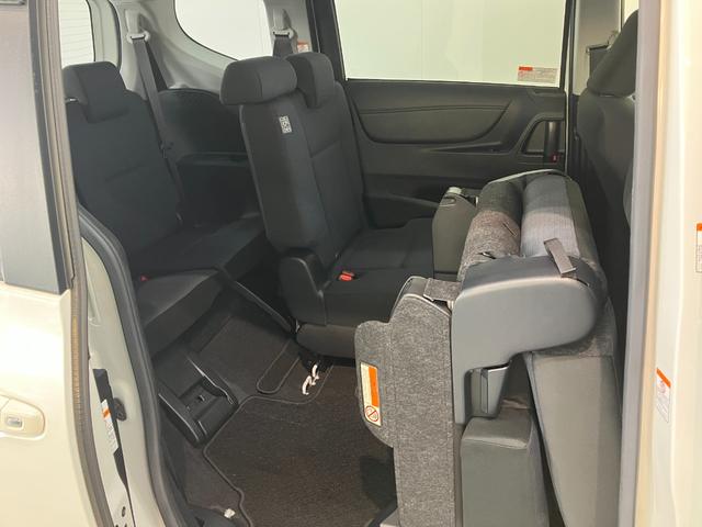 シエンタＧ　フルセグナビ　バックカメラ　ドラレコ　両側パワスラトヨタセーフティセンス　フルセグナビ　バックカメラ　ＤＶＤ再生　Ｂｌｕｅｔｏｏｔｈ　ドラレコ　ＥＴＣ　両側電動スライドドア　オートエアコン　スマートキー　電動格納式ミラー　エコアイドル　社外アルミ（滋賀県）の中古車