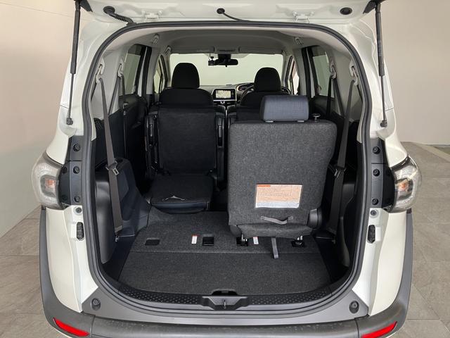 シエンタＧ　フルセグナビ　バックカメラ　ドラレコ　両側パワスラトヨタセーフティセンス　フルセグナビ　バックカメラ　ＤＶＤ再生　Ｂｌｕｅｔｏｏｔｈ　ドラレコ　ＥＴＣ　両側電動スライドドア　オートエアコン　スマートキー　電動格納式ミラー　エコアイドル　社外アルミ（滋賀県）の中古車