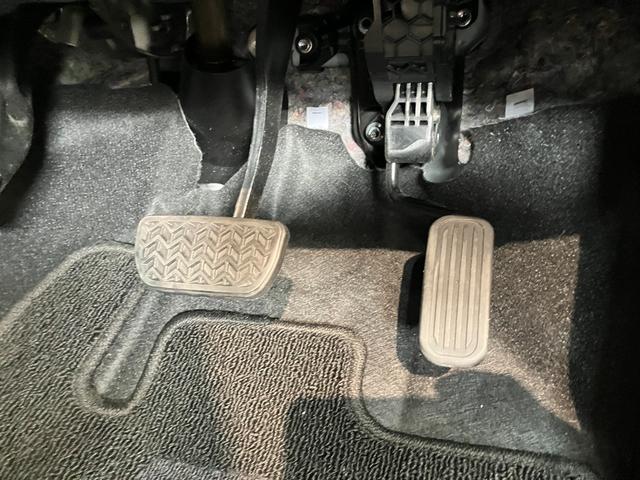 シエンタＧ　フルセグナビ　バックカメラ　ドラレコ　両側パワスラトヨタセーフティセンス　フルセグナビ　バックカメラ　ＤＶＤ再生　Ｂｌｕｅｔｏｏｔｈ　ドラレコ　ＥＴＣ　両側電動スライドドア　オートエアコン　スマートキー　電動格納式ミラー　エコアイドル　社外アルミ（滋賀県）の中古車