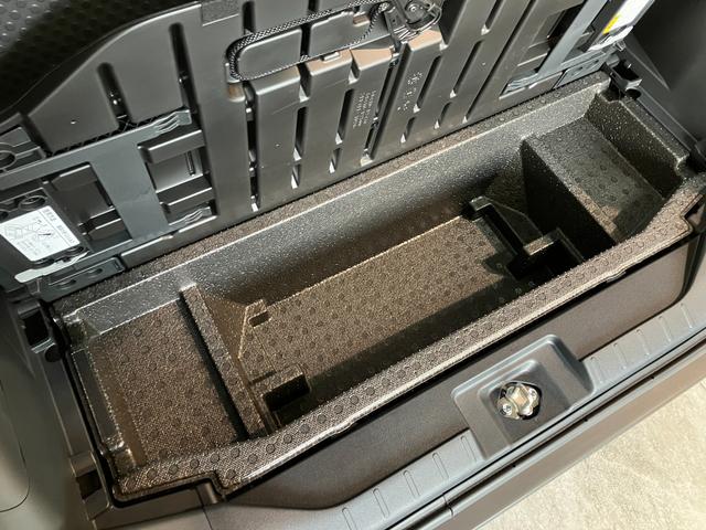 タントファンクロス　９型ディスプレイオーディオ　バックカメラ衝突被害軽減ブレーキ　コーナーセンサー　９型ディスプレイオーディオ　フルセグ　Ｂｌｕｅｔｏｏｔｈ　ＵＳＢ　バックカメラ　両側電動スライドドア　前席シートヒーター　ＬＥＤ　スマートキー　エコアイドル（滋賀県）の中古車