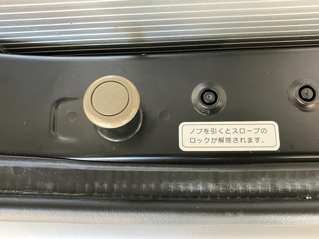 タントスローパーＸ　ＳＡ２　リヤシート付車　走行１万１千キロ弱車いす乗降車　衝突被害軽減ブレーキ　スマアシ２　ＣＤステレオ　左側電動スライドドア　スマートキー　電動格納式ミラー　マニュアルレベリング　オートエアコン　オートライト　エコアイドル　福祉車両（滋賀県）の中古車