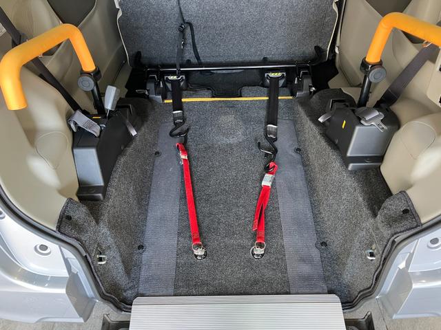 タントスローパーＸ　ＳＡ２　リヤシート付車　走行１万１千キロ弱車いす乗降車　衝突被害軽減ブレーキ　スマアシ２　ＣＤステレオ　左側電動スライドドア　スマートキー　電動格納式ミラー　マニュアルレベリング　オートエアコン　オートライト　エコアイドル　福祉車両（滋賀県）の中古車