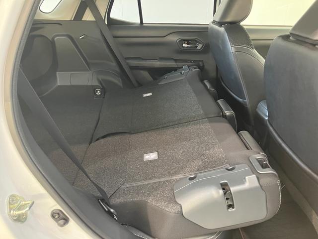 ロッキーレミアムＧ　９型ディスプレイオーディオ　Ｂカメラ　ドラレコ衝突被害軽減ブレーキ　コーナーセンサー　９型ディスプレイオーディオ　フルセグ　バックカメラ　Ｂｌｕｅｔｏｏｔｈ　ＵＳＢ　ドラレコ　ＴＶコントロール　前席シートヒーター　ＬＥＤ　レーダークルコン（滋賀県）の中古車