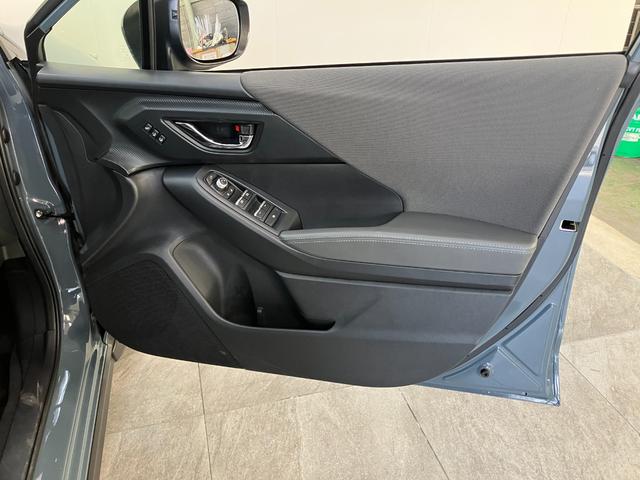 クロストレックリミテッド　４ＷＤ　１１．６型ナビ　Ｂカメラ　クルコン衝突被害軽減ブレーキ（アイサイト）　フルセグナビ　バックカメラ　ドラレコ　ＥＴＣ　Ｂｌｕｅｔｏｏｔｈ　ＵＳＢ　レーダークルーズコントロール　シート＆ハンドルヒーター　ＬＥＤ　スマートキー　４ＷＤ（滋賀県）の中古車