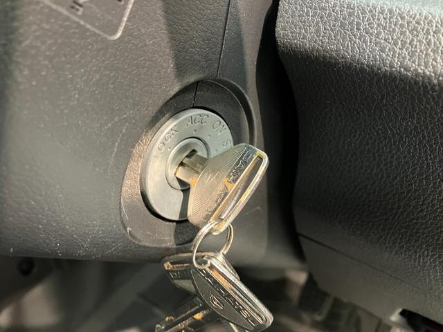 ハイゼットトラックスタンダード 5MT パートタイム4WD CDステレオ5速マニュアルミッション パートタイム4WD CDステレオ ETC マニュアルエアコン マニュアルレベリング(滋賀県)の中古車