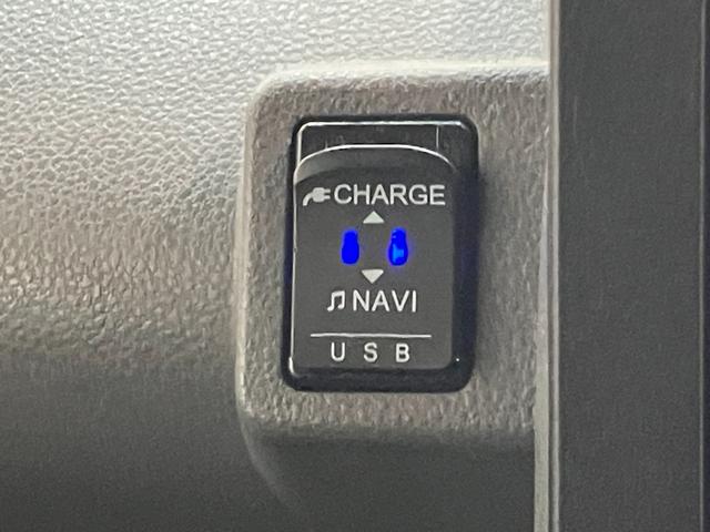 タントカスタムＸセレクション　フルセグナビ　バックカメラ　ドラレコ衝突被害軽減ブレーキ　コーナーセンサー　フルセグナビ　Ｂｌｕｅｔｏｏｔｈ　ＤＶＤ再生　ＵＳＢ　バックカメラ　前後ドラレコ　両側電動スライドドア　前席シートヒーター　ＬＥＤ　オートライト　スマートキー（滋賀県）の中古車