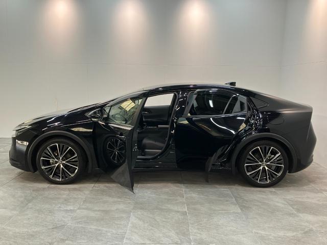 プリウスG ディスプレイオーディオ バックカメラ レーダークルコントヨタセーフティセンス 8型ディスプレイオーディオ バックカメラ Bluetooth USB フルセグ 前席シートヒーター クルーズコントロール オートエアコン オートライト スマートキー(滋賀県)の中古車