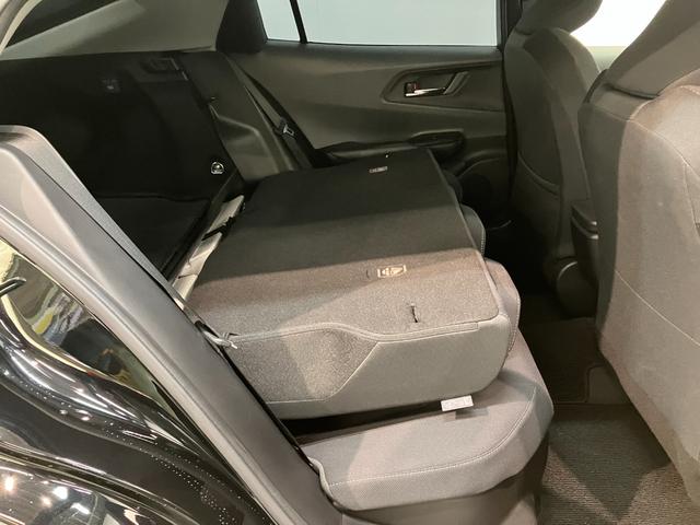 プリウスG ディスプレイオーディオ バックカメラ レーダークルコントヨタセーフティセンス 8型ディスプレイオーディオ バックカメラ Bluetooth USB フルセグ 前席シートヒーター クルーズコントロール オートエアコン オートライト スマートキー(滋賀県)の中古車