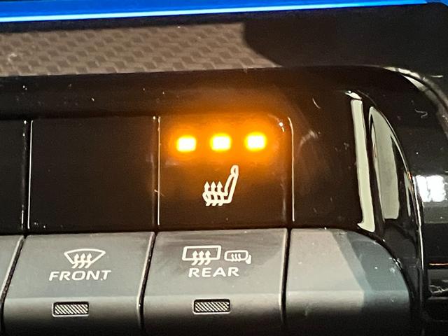 プリウスG ディスプレイオーディオ バックカメラ レーダークルコントヨタセーフティセンス 8型ディスプレイオーディオ バックカメラ Bluetooth USB フルセグ 前席シートヒーター クルーズコントロール オートエアコン オートライト スマートキー(滋賀県)の中古車