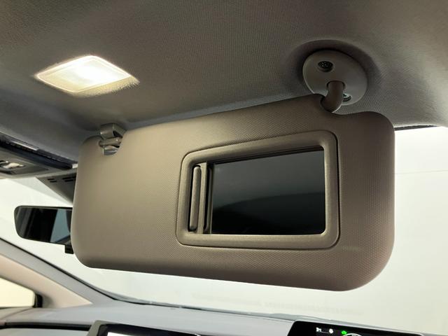 プリウスG ディスプレイオーディオ バックカメラ レーダークルコントヨタセーフティセンス 8型ディスプレイオーディオ バックカメラ Bluetooth USB フルセグ 前席シートヒーター クルーズコントロール オートエアコン オートライト スマートキー(滋賀県)の中古車