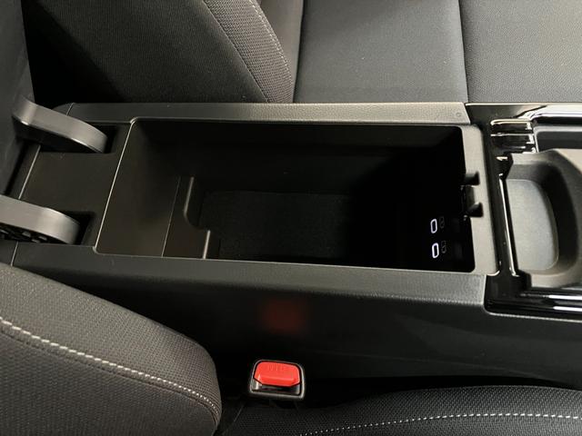 プリウスG ディスプレイオーディオ バックカメラ レーダークルコントヨタセーフティセンス 8型ディスプレイオーディオ バックカメラ Bluetooth USB フルセグ 前席シートヒーター クルーズコントロール オートエアコン オートライト スマートキー(滋賀県)の中古車