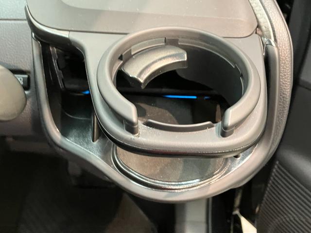 プリウスG ディスプレイオーディオ バックカメラ レーダークルコントヨタセーフティセンス 8型ディスプレイオーディオ バックカメラ Bluetooth USB フルセグ 前席シートヒーター クルーズコントロール オートエアコン オートライト スマートキー(滋賀県)の中古車