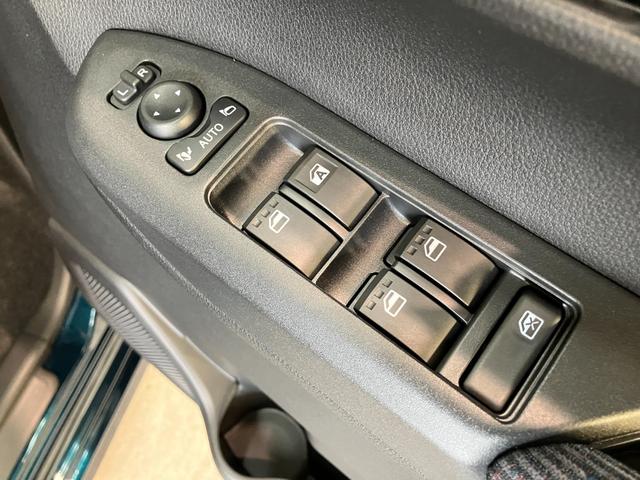 ムーヴＲＳ　両側パワスラ　レーダークルコン　届出済未使用車衝突被害軽減ブレーキ　コーナーセンサー　バックカメラ（ナビ装着時用）　両側電動スライドドア　ＬＥＤ　オートライト　オートエアコン　電動パーキングブレーキ　レーダークルーズコントロール　エコアイドル（滋賀県）の中古車