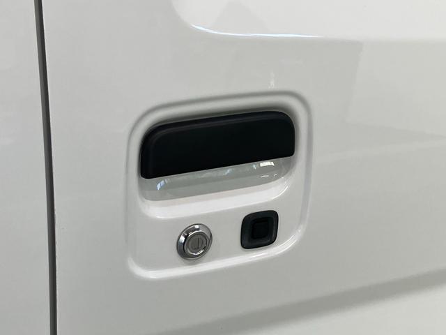 ハイゼットカーゴクルーズターボ コーナーセンサー スマートキー LED衝突被害軽減ブレーキ スマアシ コーナーセンサー ターボ スマートキー 前席パワーウインドウ CDステレオ 両側スライドドア LEDヘッドライト オートライト 電動格納式ミラー マニュアルエアコン(滋賀県)の中古車