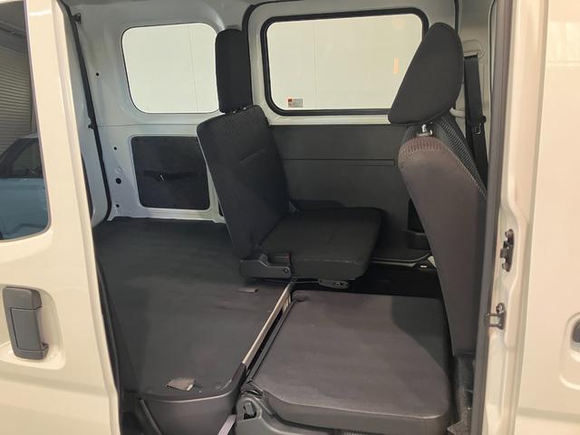 ハイゼットカーゴクルーズターボ コーナーセンサー スマートキー LED衝突被害軽減ブレーキ スマアシ コーナーセンサー ターボ スマートキー 前席パワーウインドウ CDステレオ 両側スライドドア LEDヘッドライト オートライト 電動格納式ミラー マニュアルエアコン(滋賀県)の中古車