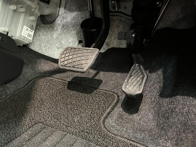 ムーヴキャンバスセオリーＧ　９型ディスプレイオーディオ　バックカメラ衝突被害軽減ブレーキ　コーナーセンサー　９型ディスプレイオーディオ　フルセグ　Ｂｌｕｅｔｏｏｔｈ　ＵＳＢ　バックカメラ　両側電動スライドドア　前席シートヒーター　ＬＥＤ　ワイヤレス充電器　エコアイドル（滋賀県）の中古車