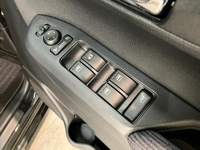 ムーヴＧ　左側電動スライドドア　スマートキー　ＬＥＤ衝突被害軽減ブレーキ　コーナーセンサー　バックカメラ（ナビ装着時用）　左側電動スライドドア　ＬＥＤヘッドライト　オートライト　オートエアコン　電動パーキングブレーキ　スマートキー　エコアイドル（滋賀県）の中古車