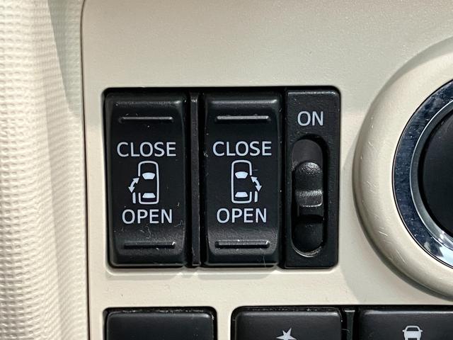 ムーヴキャンバスＧメイクアップＶＳ　ＳＡ３　８型ナビ　Ｐカメラ　前後ドラレコ衝突被害軽減ブレーキ　８型フルセグナビ　パノラマカメラ　ＤＶＤ再生　Ｂｌｕｅｔｏｏｔｈ　ＵＳＢ　前後ドラレコ　ＥＴＣ　両側電動スライドドア　ＬＥＤ　オートライト　オートエアコン　シートヒーター（滋賀県）の中古車