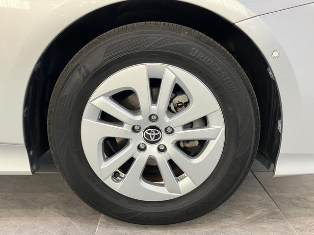 プリウスSセーフティプラス フルセグナビ バックカメラ ドラレコトヨタセーフティセンス フルセグナビ バックカメラ ドラレコ ETC DVD再生 Bluetooth クルーズコントロール LEDヘッドライト オートライト オートエアコン 電格ミラー ハイブリッド車(滋賀県)の中古車