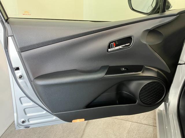 プリウスSセーフティプラス フルセグナビ バックカメラ ドラレコトヨタセーフティセンス フルセグナビ バックカメラ ドラレコ ETC DVD再生 Bluetooth クルーズコントロール LEDヘッドライト オートライト オートエアコン 電格ミラー ハイブリッド車(滋賀県)の中古車