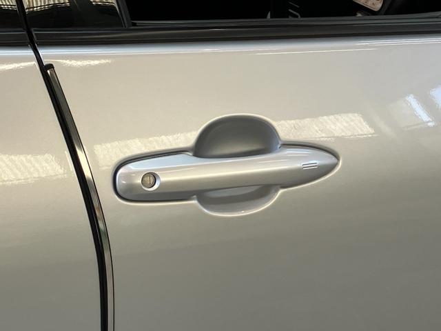 プリウスSセーフティプラス フルセグナビ バックカメラ ドラレコトヨタセーフティセンス フルセグナビ バックカメラ ドラレコ ETC DVD再生 Bluetooth クルーズコントロール LEDヘッドライト オートライト オートエアコン 電格ミラー ハイブリッド車(滋賀県)の中古車