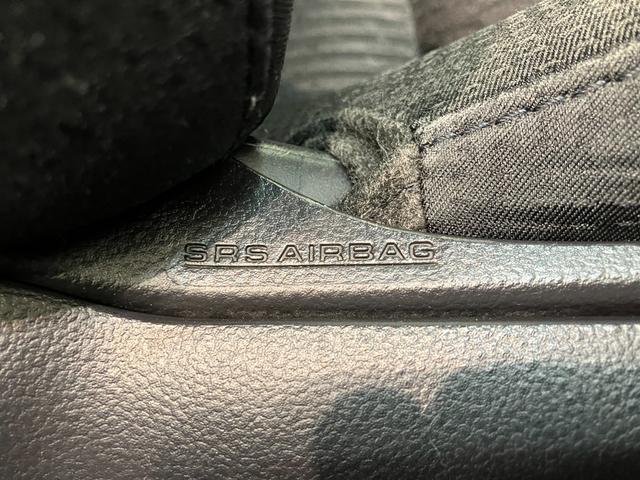 プリウスSセーフティプラス フルセグナビ バックカメラ ドラレコトヨタセーフティセンス フルセグナビ バックカメラ ドラレコ ETC DVD再生 Bluetooth クルーズコントロール LEDヘッドライト オートライト オートエアコン 電格ミラー ハイブリッド車(滋賀県)の中古車