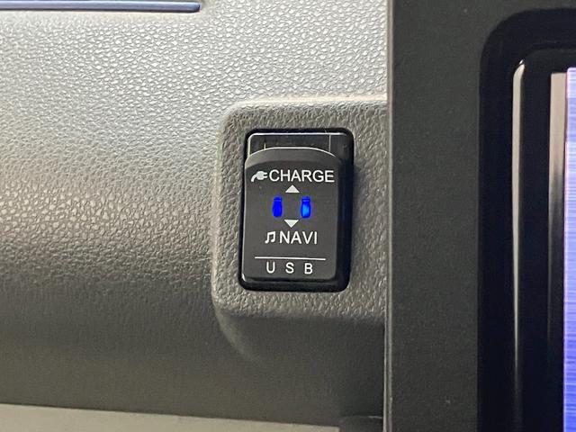 タントＸセレクション　フルセグナビ　バックカメラ　左側電動スライド衝突被害軽減ブレーキ　コーナーセンサー　フルセグナビ　Ｂｌｕｅｔｏｏｔｈ　ＤＶＤ再生　ＵＳＢ　バックカメラ　左側電動スライドドア　前席シートヒーター　ＬＥＤ　スマートキー　タイヤ４本新品交換済（滋賀県）の中古車