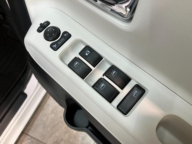 ムーヴキャンバスストライプスＧターボ　１０型ナビ　バックカメラ　前後ドラレコ衝突被害軽減ブレーキ　コーナーセンサー　１０型フルセグナビ　Ｂカメラ　ＤＶＤ　Ｂｌｕｅｔｏｏｔｈ　ＵＳＢ　ドラレコ　ＥＴＣ　前席シートヒーター　両側電動スライド　ＬＥＤ　レーダークルーズコントロール（滋賀県）の中古車