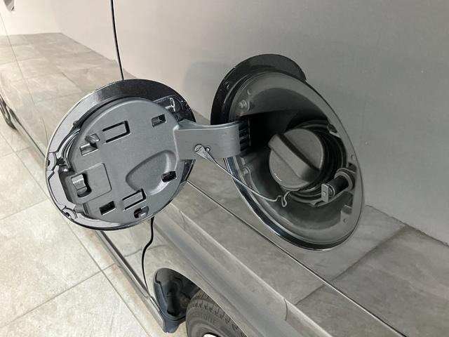 タントカスタムＸ　４ＷＤ　フルセグナビ　パノラマカメラ　車検整備付衝突被害軽減ブレーキ　コーナーセンサー　フルセグナビ　Ｂｌｕｅｔｏｏｔｈ　ＤＶＤ再生　ＵＳＢ　パノラマカメラ　両側電動スライドドア　前席シートヒーター　ＬＥＤ　スマートキー　エコアイドル　４ＷＤ（滋賀県）の中古車