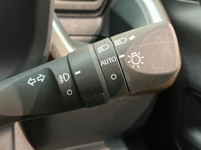 ムーヴＧ　スマートキー　左側電動スライドドア　コーナーセンサー衝突被害軽減ブレーキ　コーナーセンサー　バックカメラ（ナビ装着時用）　左側電動スライドドア　ＬＥＤヘッドライト　オートライト　オートエアコン　電動パーキングブレーキ　スマートキー　エコアイドル（滋賀県）の中古車