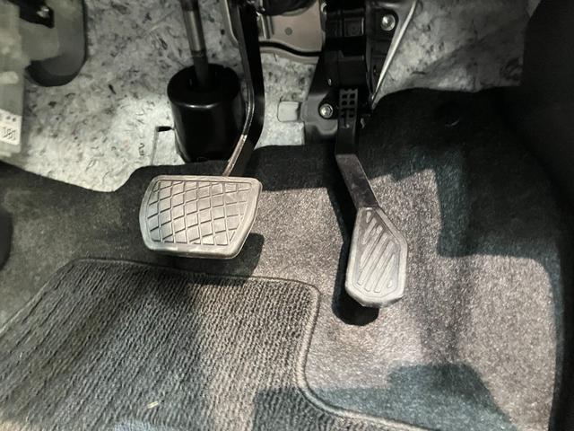 ムーヴＧ　スマートキー　左側電動スライドドア　コーナーセンサー衝突被害軽減ブレーキ　コーナーセンサー　バックカメラ（ナビ装着時用）　左側電動スライドドア　ＬＥＤヘッドライト　オートライト　オートエアコン　電動パーキングブレーキ　スマートキー　エコアイドル（滋賀県）の中古車