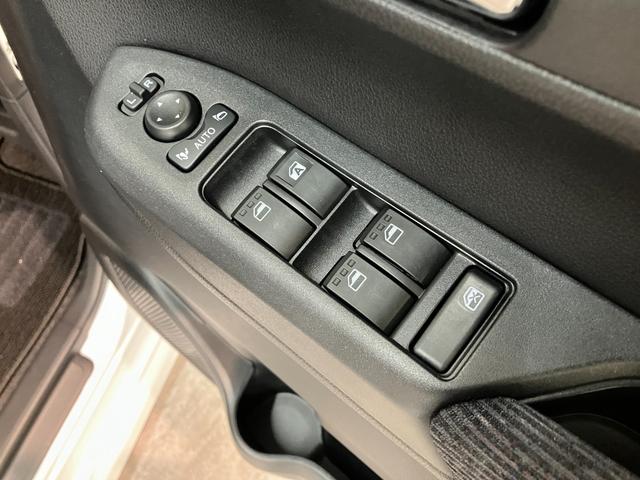 ムーヴＧ　左側電動スライドドア　スマートキー　ＬＥＤヘッドライト衝突被害軽減ブレーキ　コーナーセンサー　バックカメラ（ナビ装着時用）　左側電動スライドドア　ＬＥＤヘッドライト　オートライト　オートエアコン　電動パーキングブレーキ　スマートキー　エコアイドル（滋賀県）の中古車