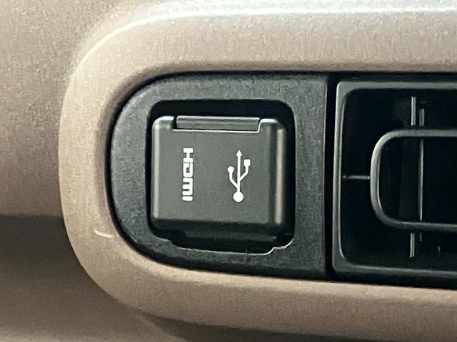 ムーヴキャンバスセオリーＧ　９型ディスプレイオーディオ　両側電動スライドドア衝突被害軽減ブレーキ　コーナーセンサー　９型ディスプレイオーディオ　フルセグ　Ｂｌｕｅｔｏｏｔｈ　ＵＳＢ　バックカメラ　両側電動スライドドア　前席シートヒーター　ＬＥＤ　ワイヤレス充電器　エコアイドル（滋賀県）の中古車