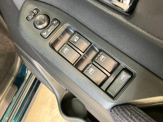 ムーヴＲＳ　フルセグナビ　バックカメラ　クルコン　届出済未使用車衝突被害軽減ブレーキ　コーナーセンサー　フルセグナビ　バックカメラ　ＤＶＤ再生　Ｂｌｕｅｔｏｏｔｈ　ＵＳＢ　両側電動スライドドア　ＬＥＤ　オートライト　オートエアコン　電動パーキング　レーダークルコン（滋賀県）の中古車