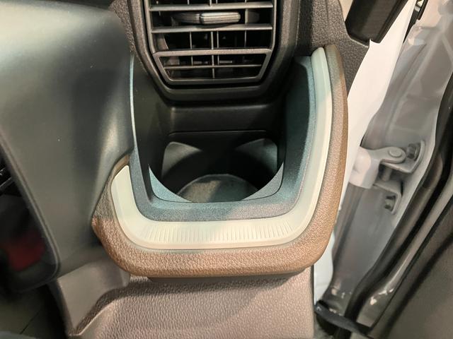 ムーヴX 9型ディスプレイオーディオ バックカメラ 左側パワスラ衝突被害軽減ブレーキ コーナーセンサー 9型ディスプレイオーディオ フルセグ バックカメラ Bluetooth USB 左側電動スライドドア LED ワイヤレス充電器 スマートキー エコアイドル(滋賀県)の中古車